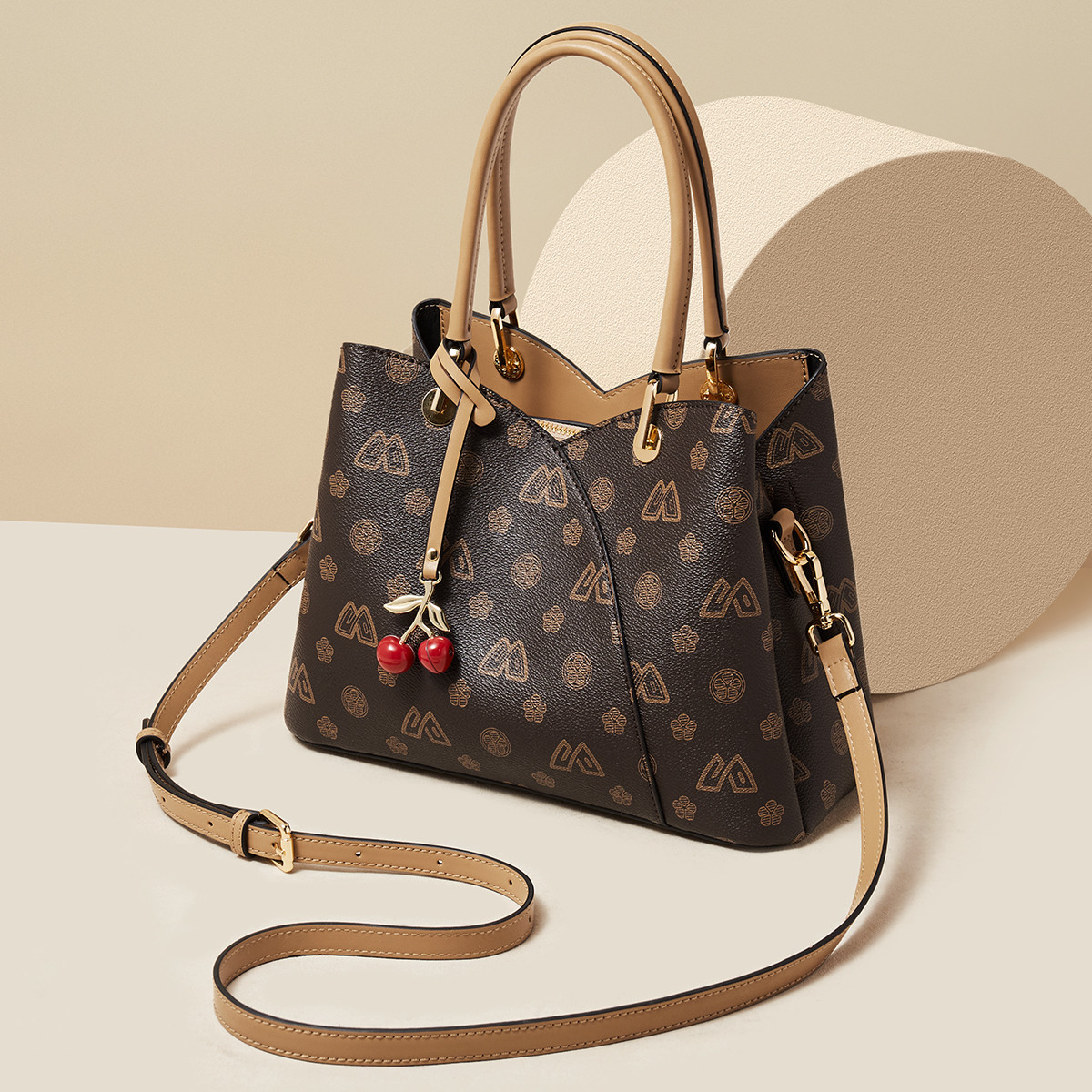 SAFIYA PVC Leather Women's Sho - Tote Bag Leather Monogram 评论和价格