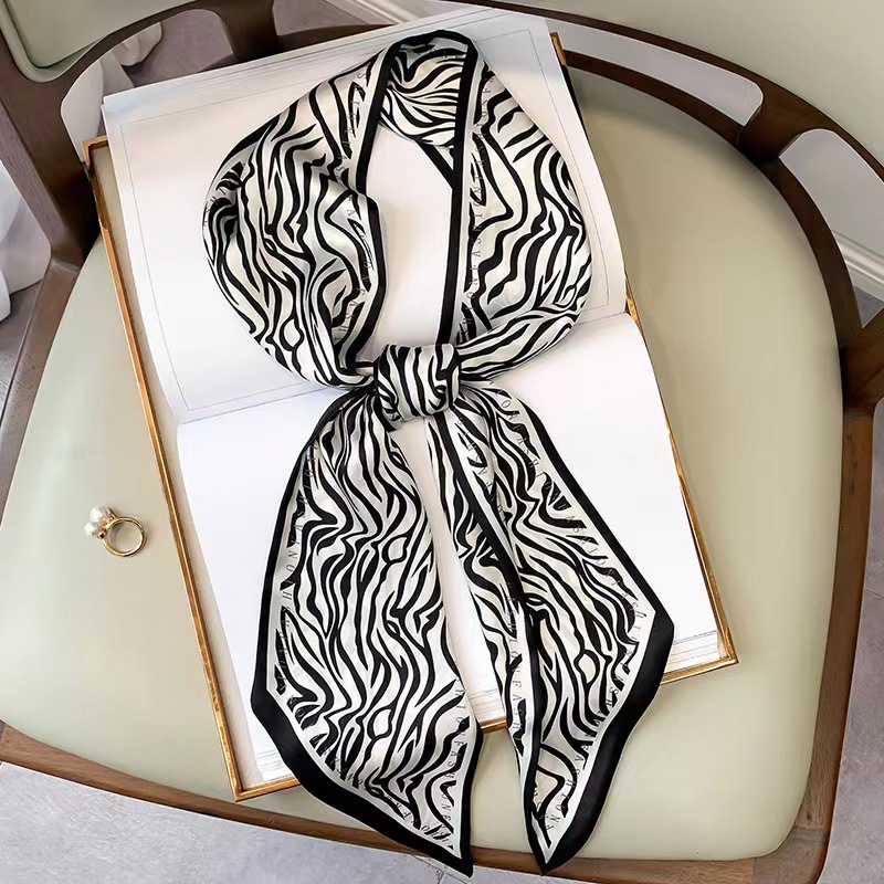 Luxury Zebra Print Silk Square - Luxury Bags In China 评论和价格