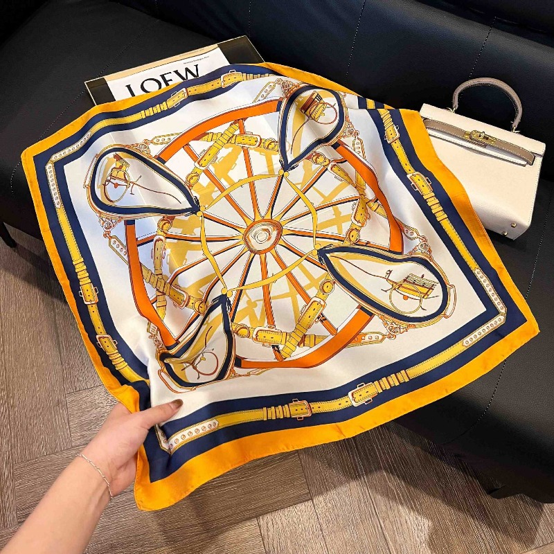 Luxury Design Skinny Silk Squa - Luxury Bags Designer 评论和价格